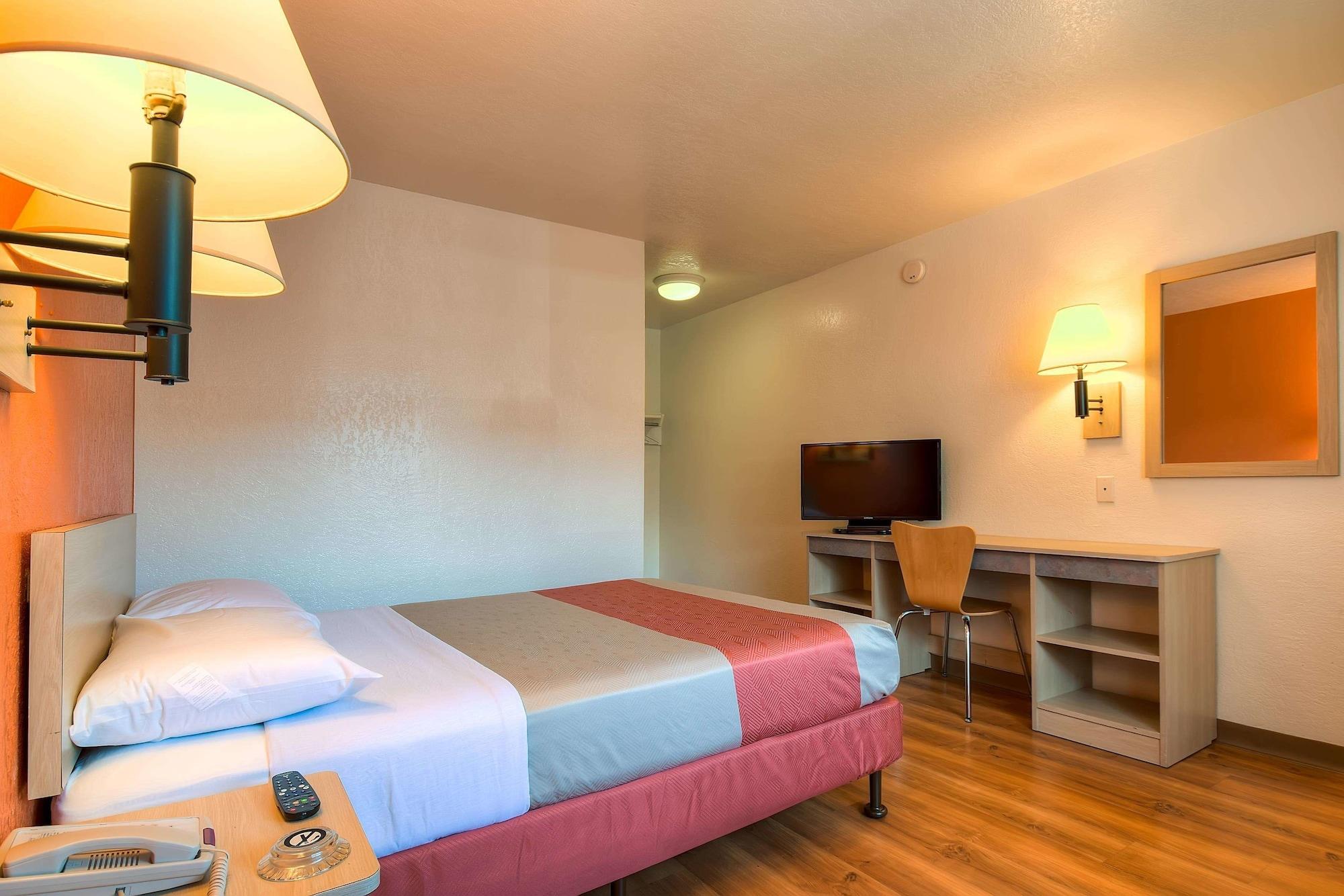 Motel 6-Westminster, Ca - South - Long Beach Area Ngoại thất bức ảnh