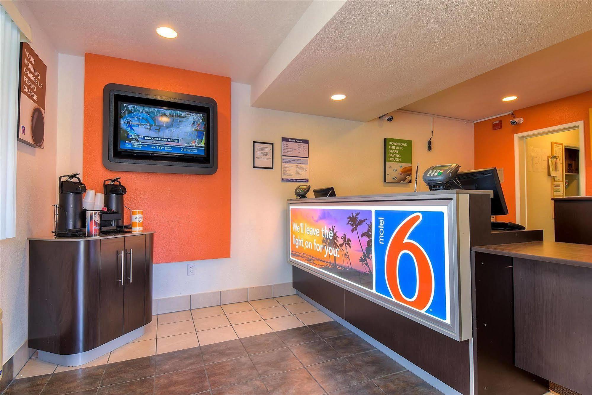 Motel 6-Westminster, Ca - South - Long Beach Area Ngoại thất bức ảnh