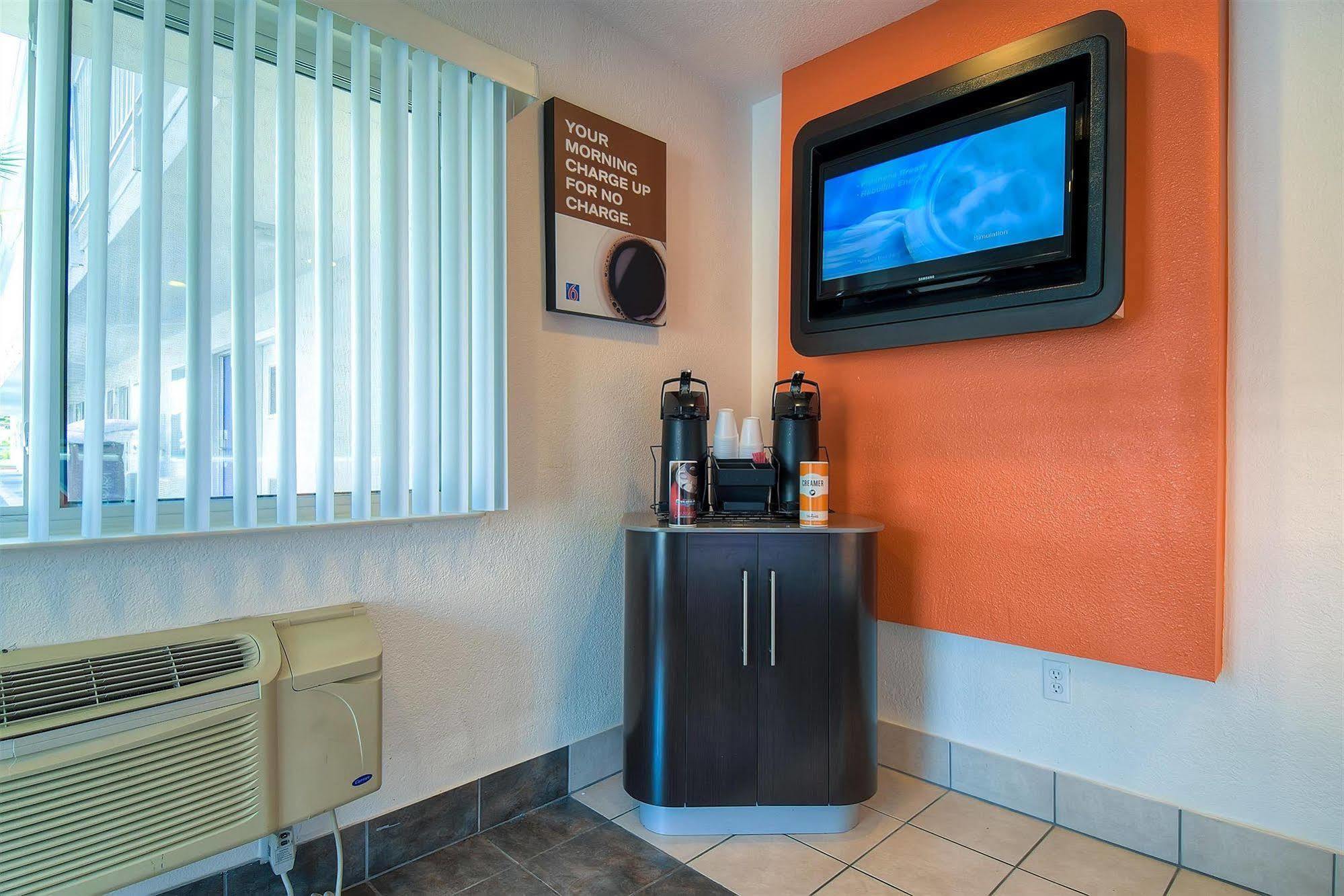 Motel 6-Westminster, Ca - South - Long Beach Area Ngoại thất bức ảnh